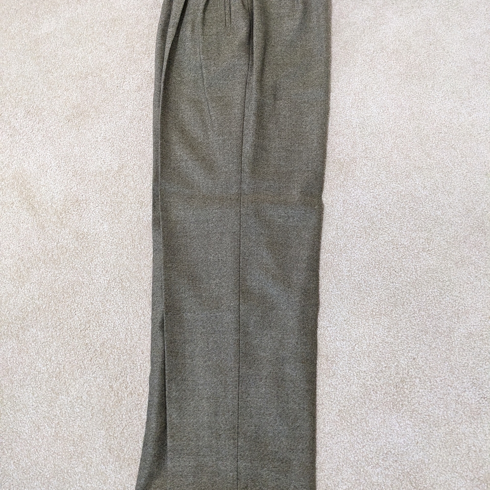 Women's brown tweed slacks with belt